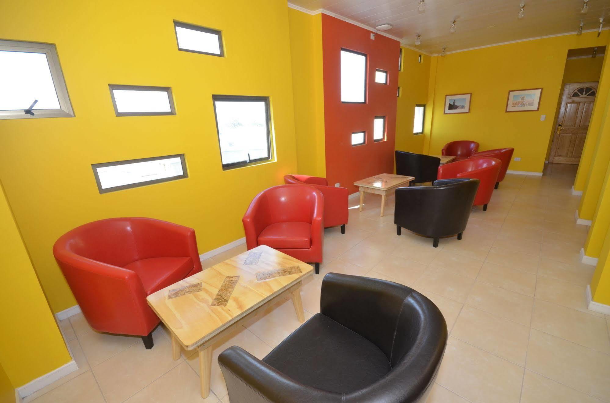 Ayelen Express Hotel Каламa Екстериор снимка